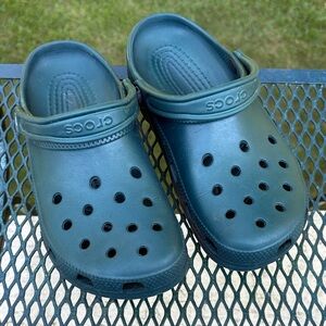 Crocs Adult Green Clogs M8 W10